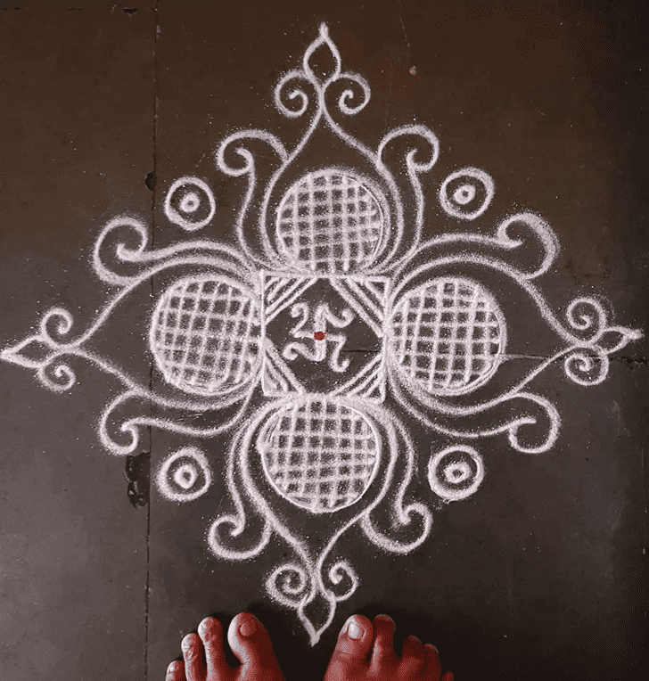 Stunning Basic Rangoli