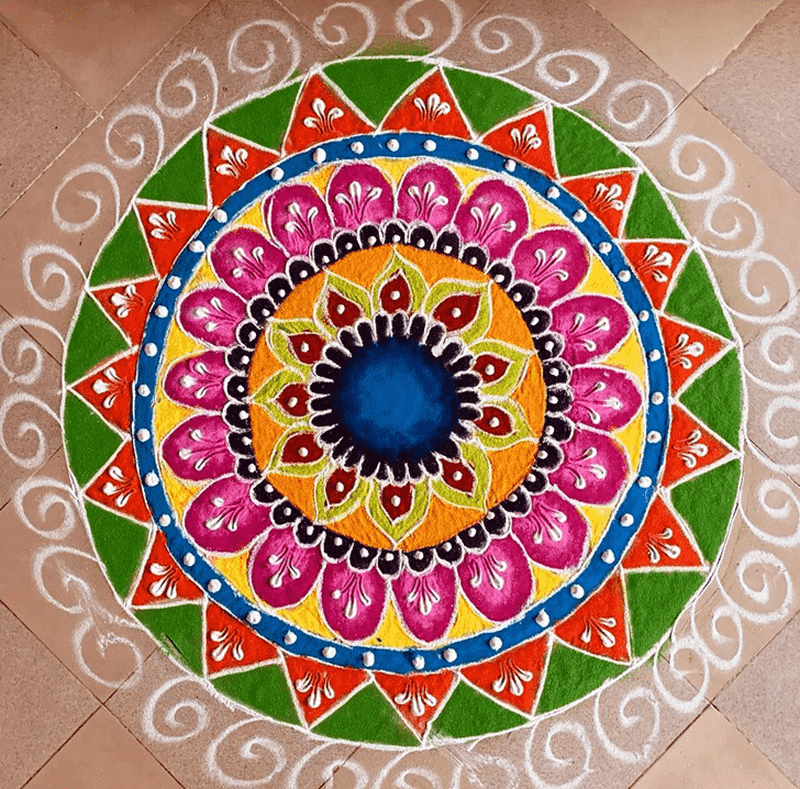 Stunning Circle Rangoli