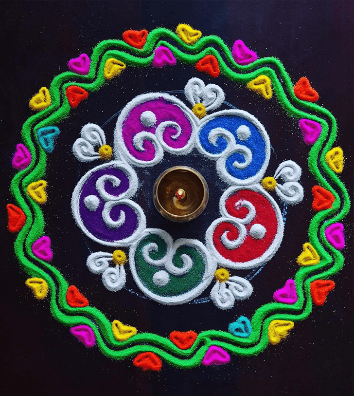 Alluring Classic Rangoli