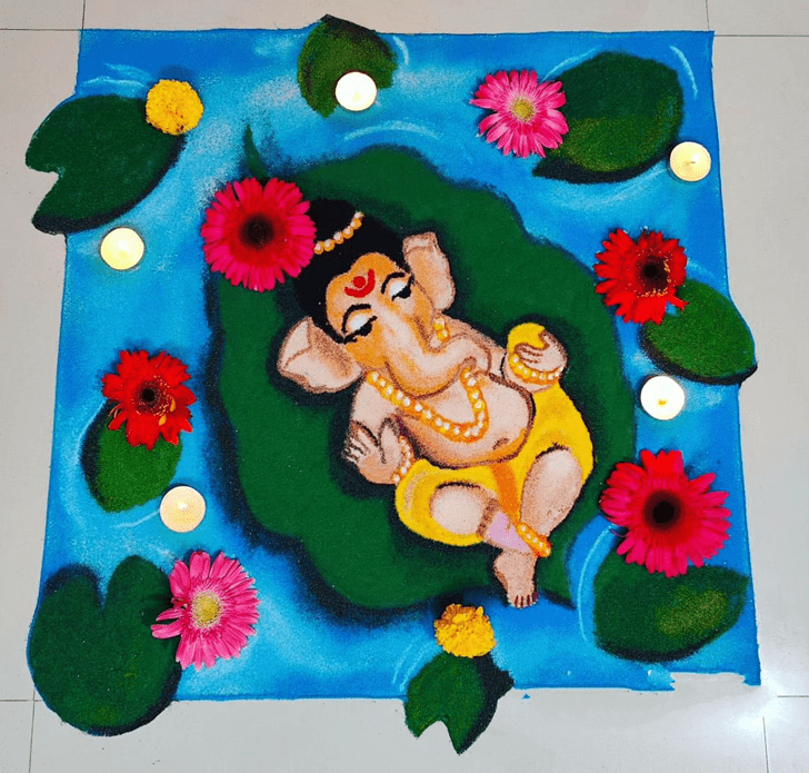 Fetching Ganesh Ji Rangoli