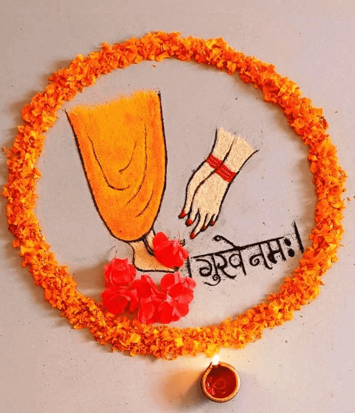 Comely Guru Purnima Rangoli