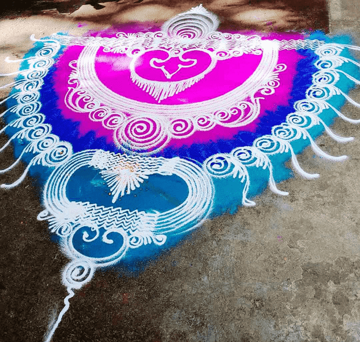 Exquisite Half Circle Rangoli