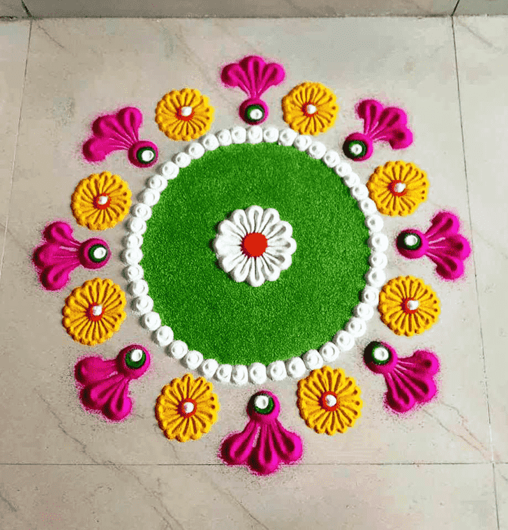 Fascinating Round Rangoli