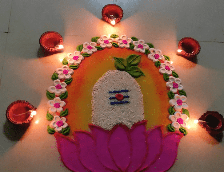 Ideal Shivling Rangoli