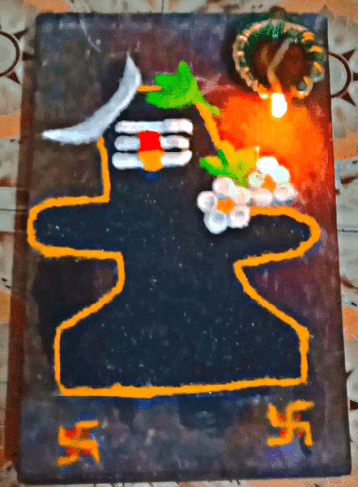 Pleasing Shivling Rangoli