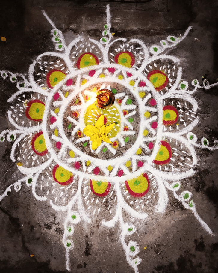 Shapely Simple Rangoli