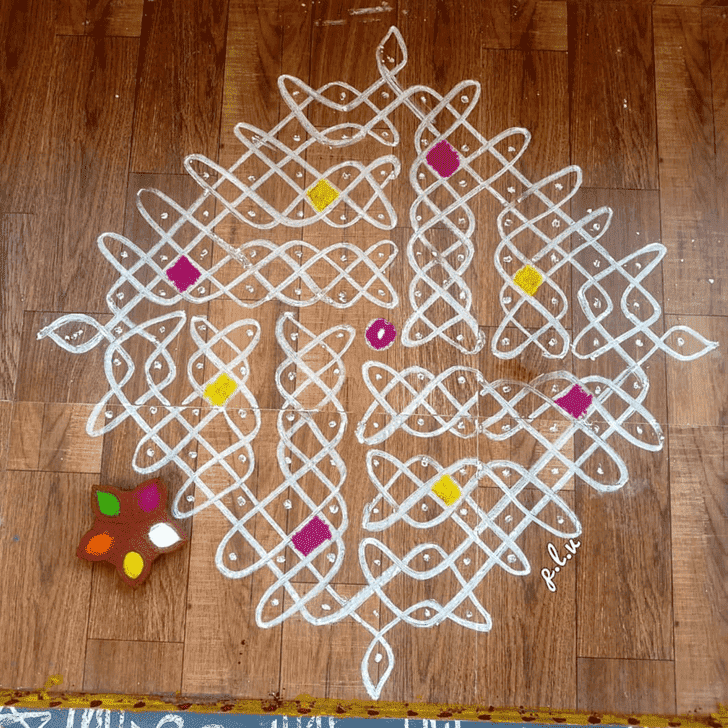 Mesmeric Somvati Amavasya Rangoli