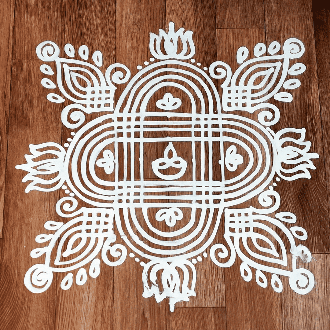 Shapely Vat Savitri Purnima Rangoli